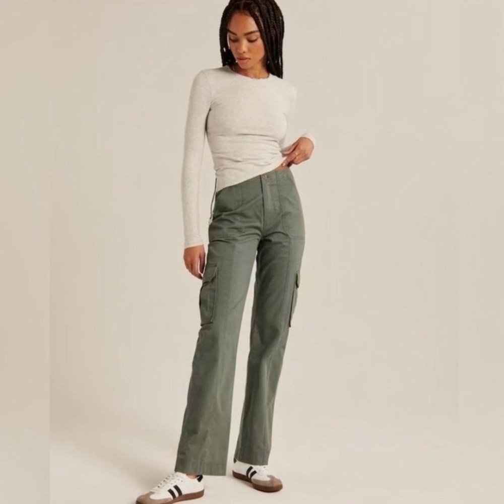Abercrombie Curve Love Cargo Pants